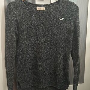 Hollister sweater